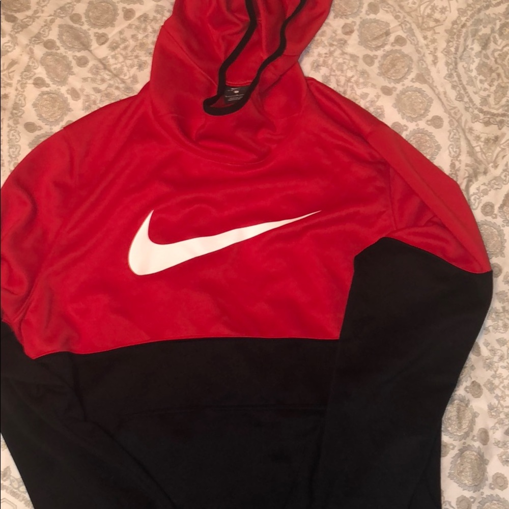 nike jacket *NEW*